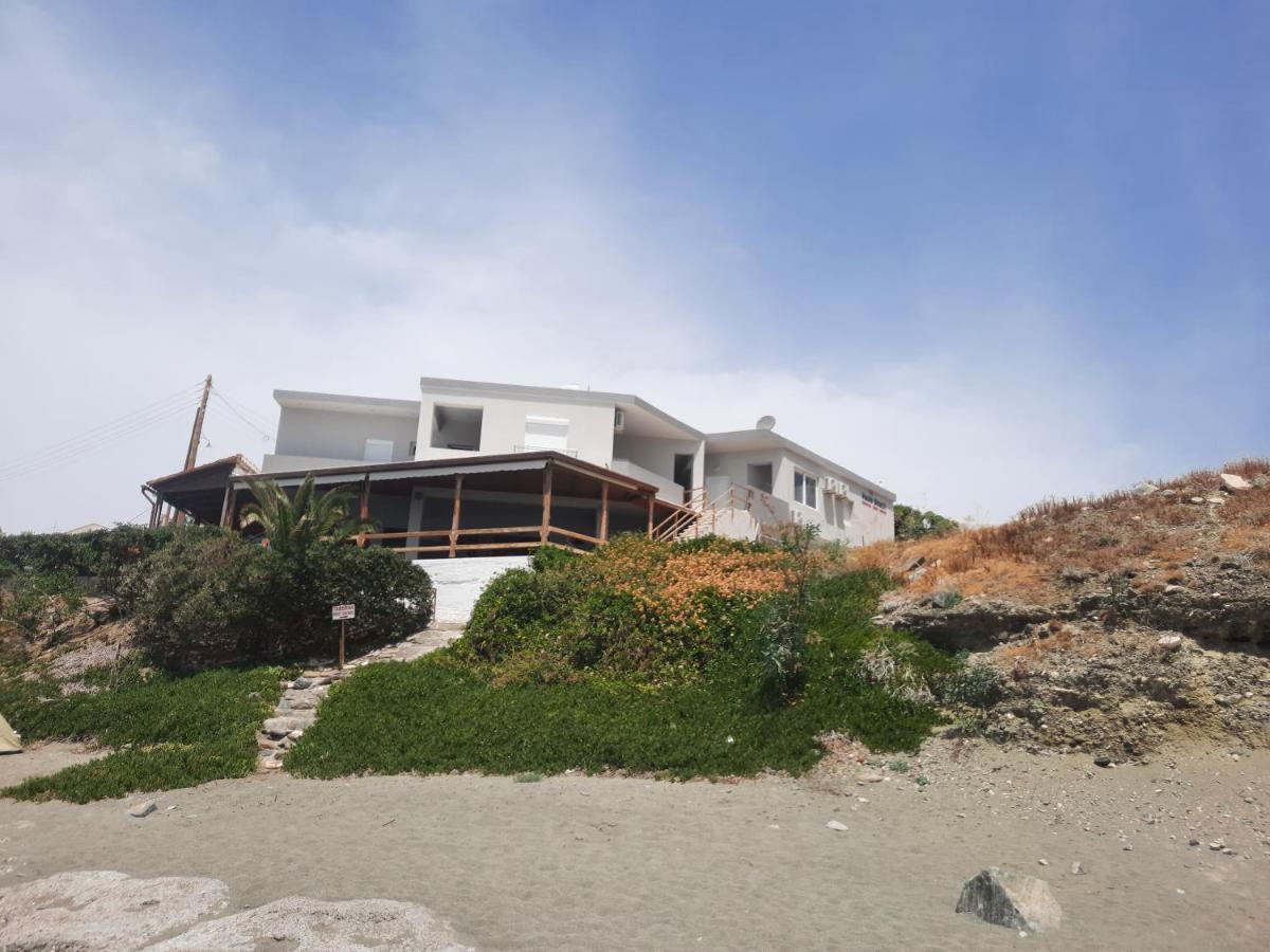 Voula Beach Lentas Ngoại thất bức ảnh
